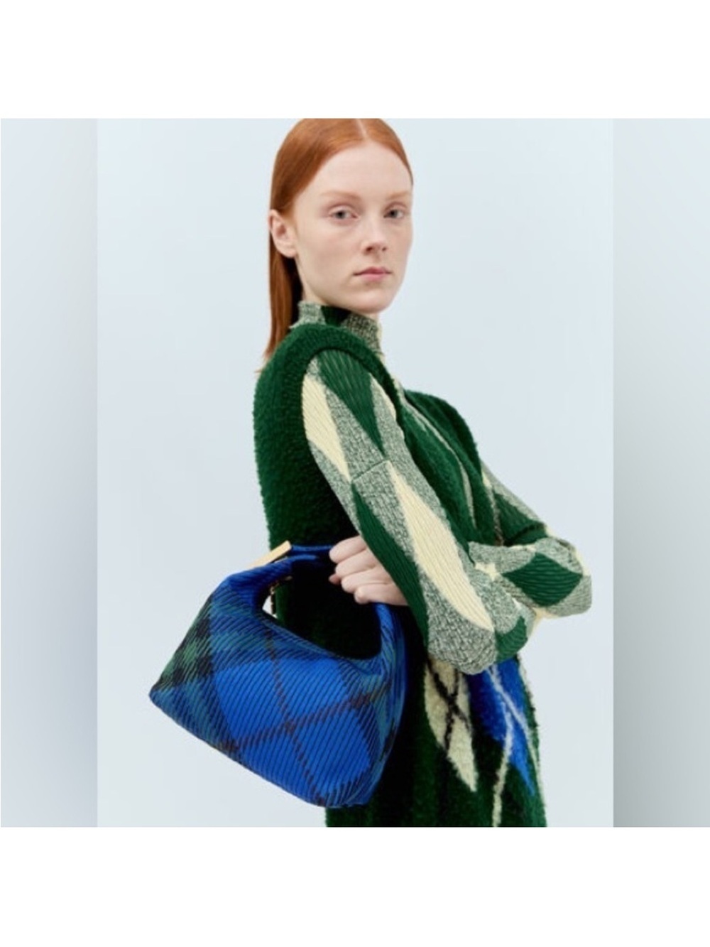 Burberry Medium Duffle Bag Handbag Knit knight quiet luxury blue gold luxe chic